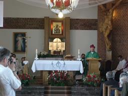 pomnik06_12